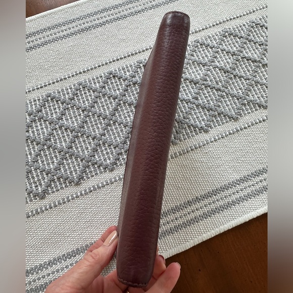 Michael Kors Wallet - Picture 9 of 11